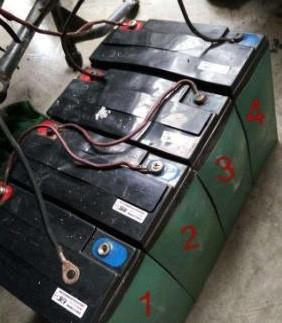 為啥電動(dòng)車的舊電瓶那么搶手 聽內(nèi)行人說出實(shí)情后,車主 這下虧大了